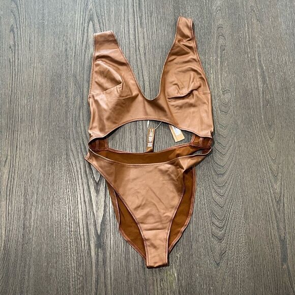 NWT Skims Wet Jersey Cutout Bodysuit Copper - Size XS - Picture 1 of 8